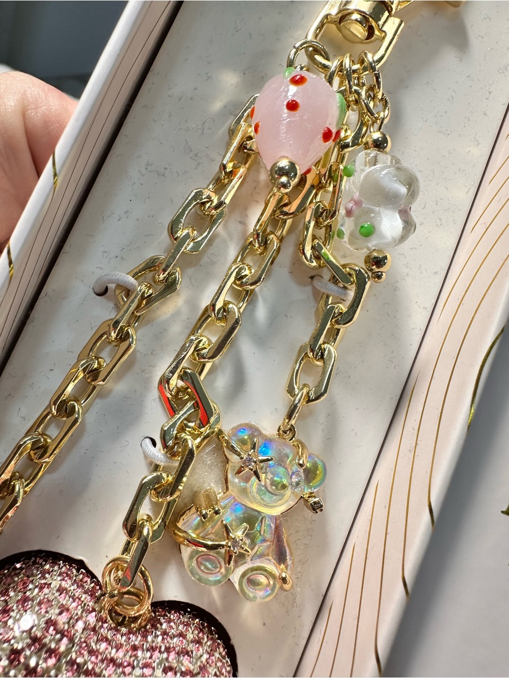 eye candy Pink Crystal Heart & Gold Star Charm Keychain - Picture 2 of 2